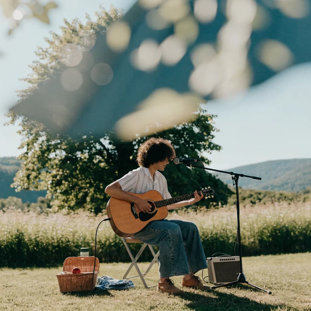 Warm Summer Uplifting Acoustic